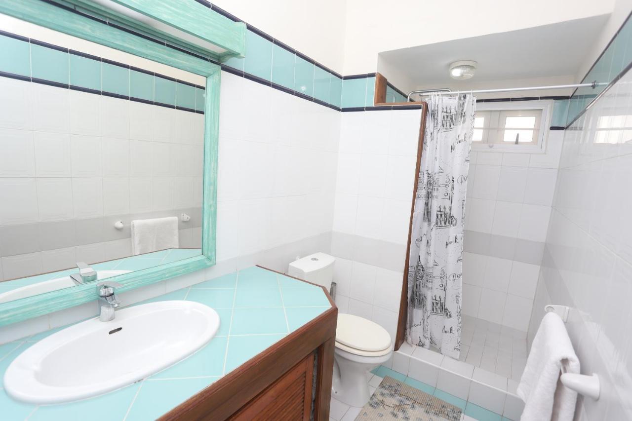 Fully Furnished Luxury Villa 3 Right On A Blue Ocean Belle Mare Exterior foto
