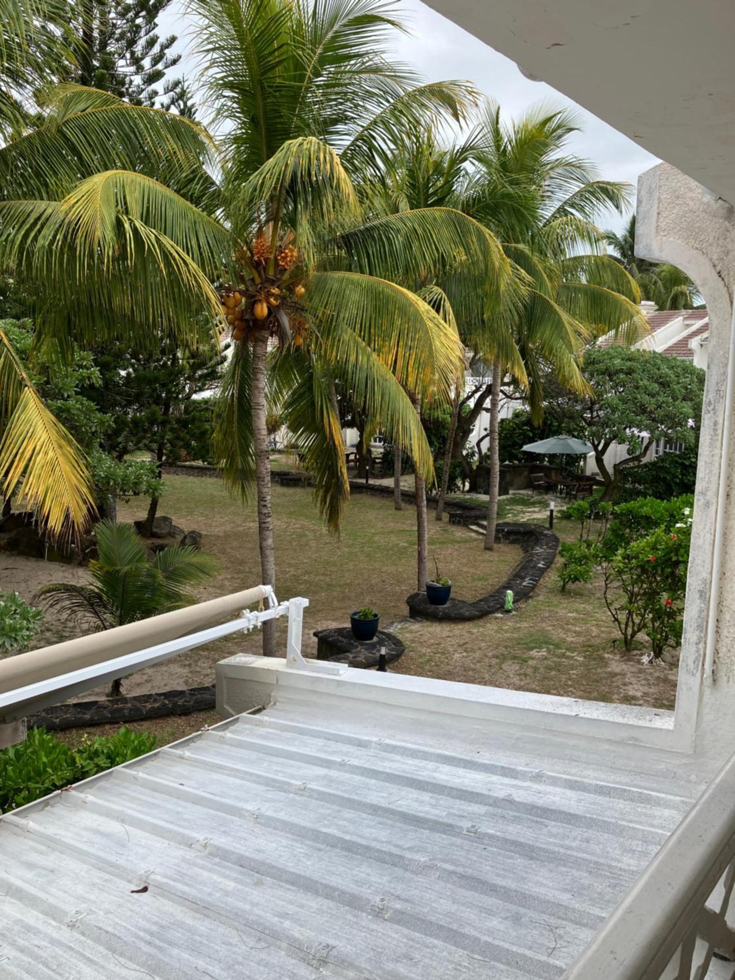 Fully Furnished Luxury Villa 3 Right On A Blue Ocean Belle Mare Exterior foto